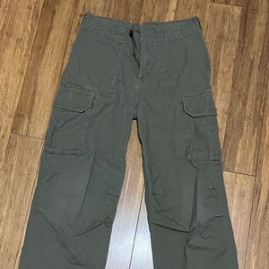 Woman’s cargo jeans